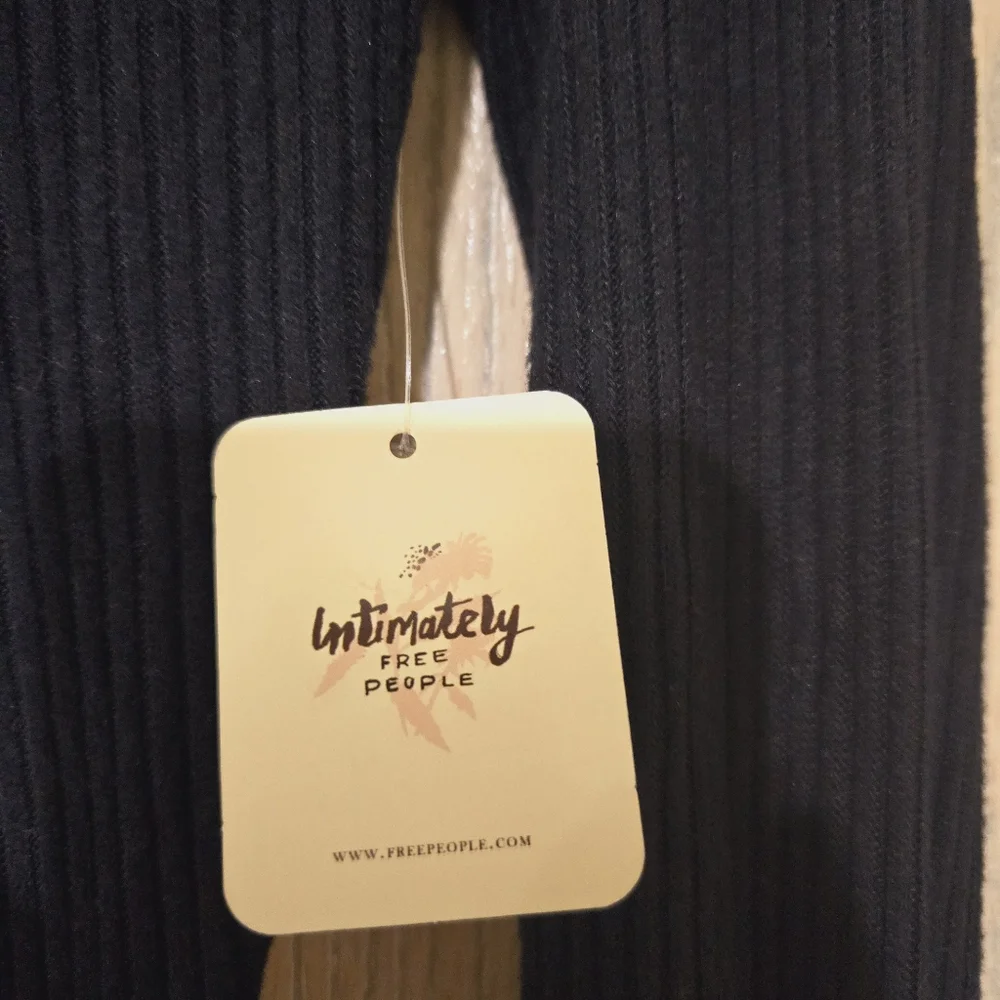 Free people suits. NWT. S - Picture 4 of 5
